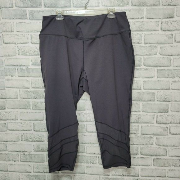 Torrid Active 3X Grey Mesh‎ Inset Cropped Workout Leggings Yoga Gym - Picture 1 of 3